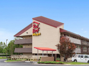 Red Roof Inn PLUS+ Nashville Airport