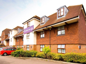Premier Inn London Gatwick Airport South - London Road