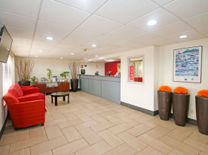 Americas Best Value Inn Pilot Mountain