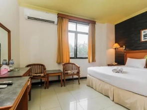 Grand Millenium Club Hotel
