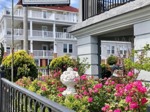Ocean Manor Inn