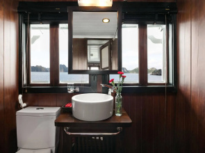 Halong Carina Cruise