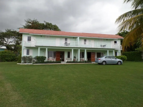 Miramar Villas