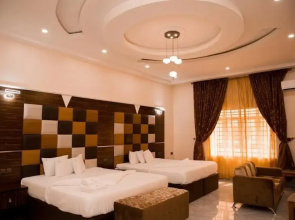 Crispan Suites And Event Center