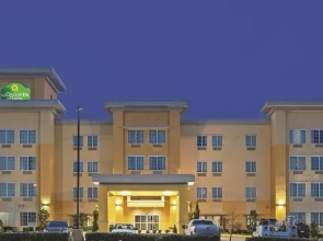 La Quinta Inn & Suites By Wyndham Mcalester