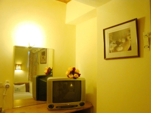 Traveler Hotel