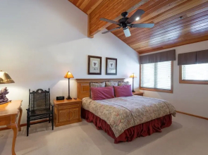 Double Eagle at Deer Valley Resort - Three Bedroom Condo with Hot Tub #17 3 Condo