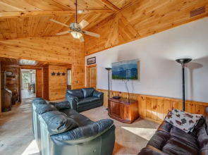 Blueridge Lodge Wrap-around Deck