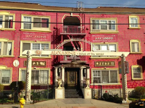 Hollywood Dream Suites