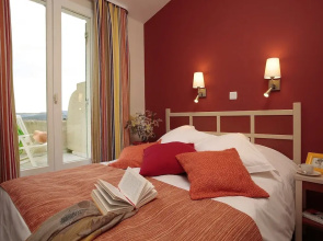Provençal Apartment Near the Beautiful bay of Saint-tropez