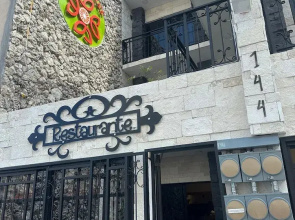 Mandarina's House Hotel & Restaurante
