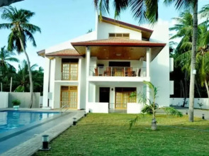 Blue Water Beach Resort
