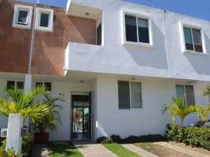 Casa Arroyo 3 BR by Casago