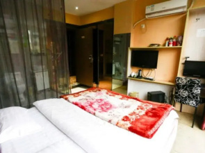 Mianyang Santai Nanhe Business Inn