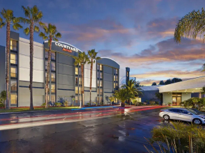 Courtyard Vallejo Napa Valley