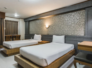 Convenient Park Bangkok Hotel