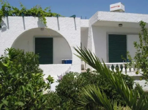 Phaistos Bungalows