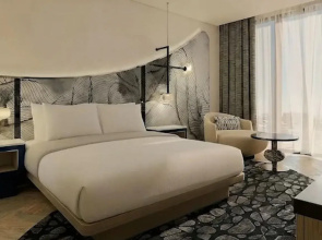 The Monarch San Antonio, Curio Collection By Hilton
