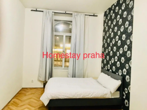 aparthotel in square Praha 2