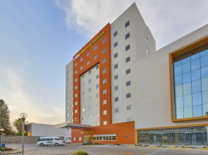 City Express Junior Leon Centro De Convenciones