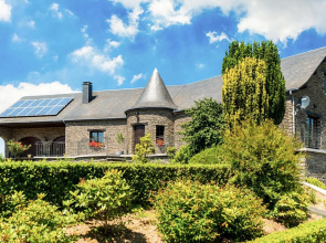 Appealing villa in Bièvre with garden