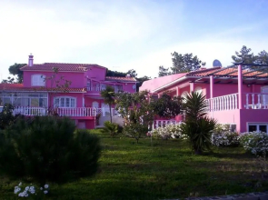 Apartment with 3 Bedrooms in Sintra, with Pool Access, Enclosed Garden And Wifi - 3 Km From the Beach