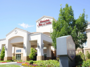 Hampton Inn & Suites Redding