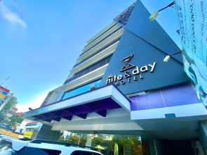 Capital O 1279 Hotel Grand Celino Makassar