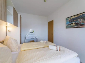 Apartments Mikanović