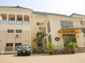 Consort Luxury Suites