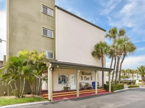 Mariner s Cove 109 Across the Street From the Beach Mc109, New Smyrna Beach