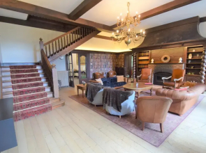 Vintage Villa with Hot Tub & Infrared Sauna in Ardennes