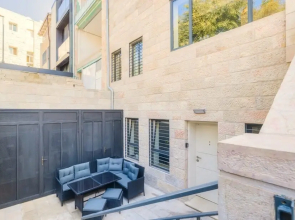 The Pearl of Nachlaot Apartments