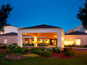 Courtyard by Marriott Minneapolis-St. Paul Airport