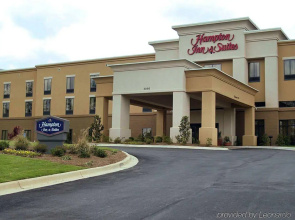 Hampton Inn Suites Opelika I85 Auburn Area