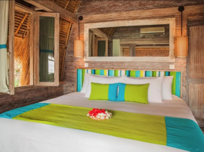 Hai Tide Beach Resort