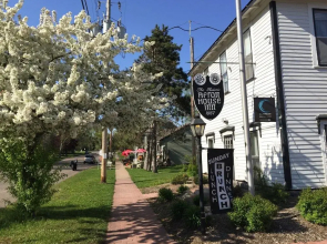 Afton House Inn