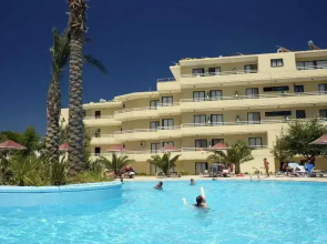 Sunland Hotel