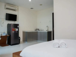 Comfort And High Floor Studio At Brooklyn Alam Sutera Apartment