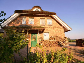 Reet-Maisonete-Hausteil-Sonnenkamp