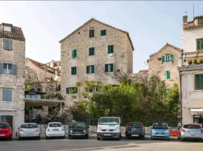 Old town vibes for 2, luxury room with sea view