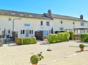 House With one Bedroom in Brux, With Pool Access, Enclosed Garden and