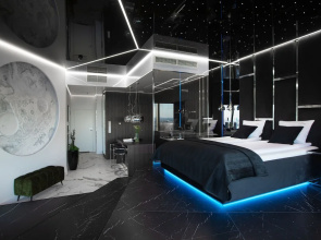 Apartments in Sky Tower with Bathtub near the window