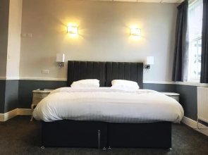 The Lion Hotel