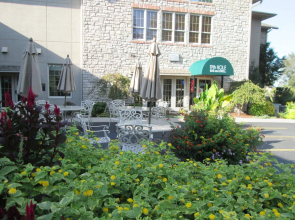 Golf 2 Screen Porches-View-Pointe Royale