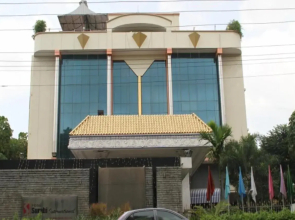 Zip By Spree Hotels Surabi International Vellore