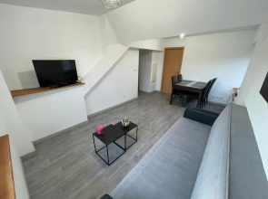 Belfort: Appartement spacieux avec parking gratuit