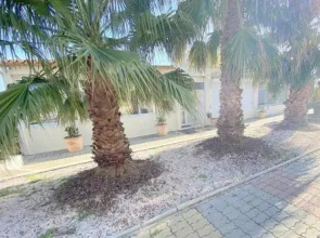 Village Naturiste Studio en RDJ ,Piscine ,Parking