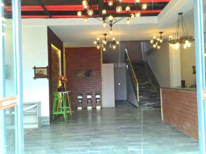 Zhaxi Zhuomu Hotel