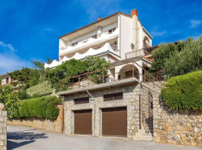 Nice Home in Sveti Juraj With Wifi and 2 Bedrooms